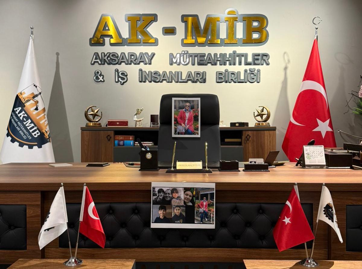 Aksaray’da AK-MİB, 23 Nisan’da Kahramanmaraş’taki saldırıda hayatını kaybeden öğretmen ve