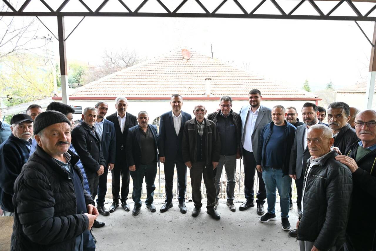 İYİ Parti Aksaray Milletvekili Turan Yaldır, Doğantarla’da esnaf ve vatandaşlarla