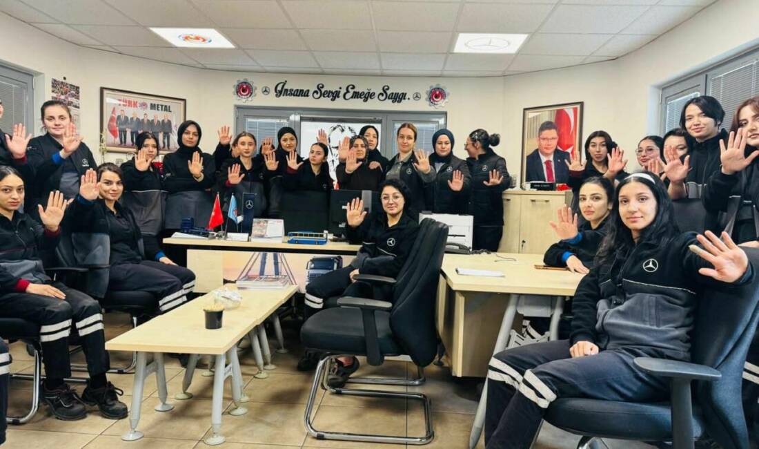 Mercedes-Benz Türk Aksaray Kamyon Fabrikası’nda yürütülen projelerle kadın çalışan oranı