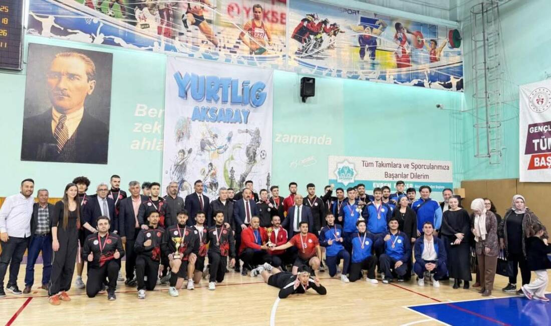 Aksaray’ın ev sahipliğinde düzenlenen Yurtlig İç Anadolu Bölgesi voleybol grup