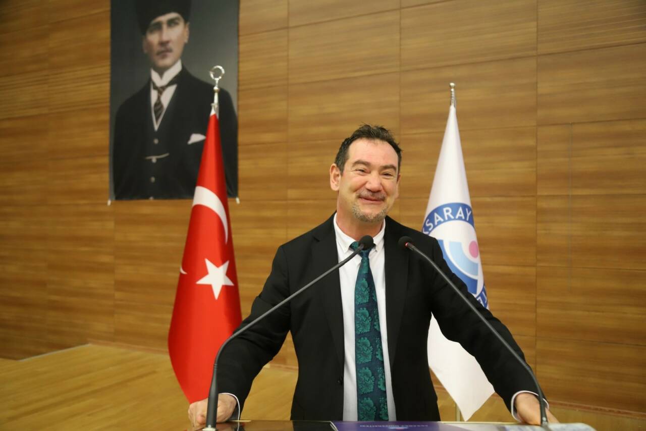 ASÜ’de öğrencilerle buluşan Türkiye’nin ilk serebral palsili (SP) uzay yüksek