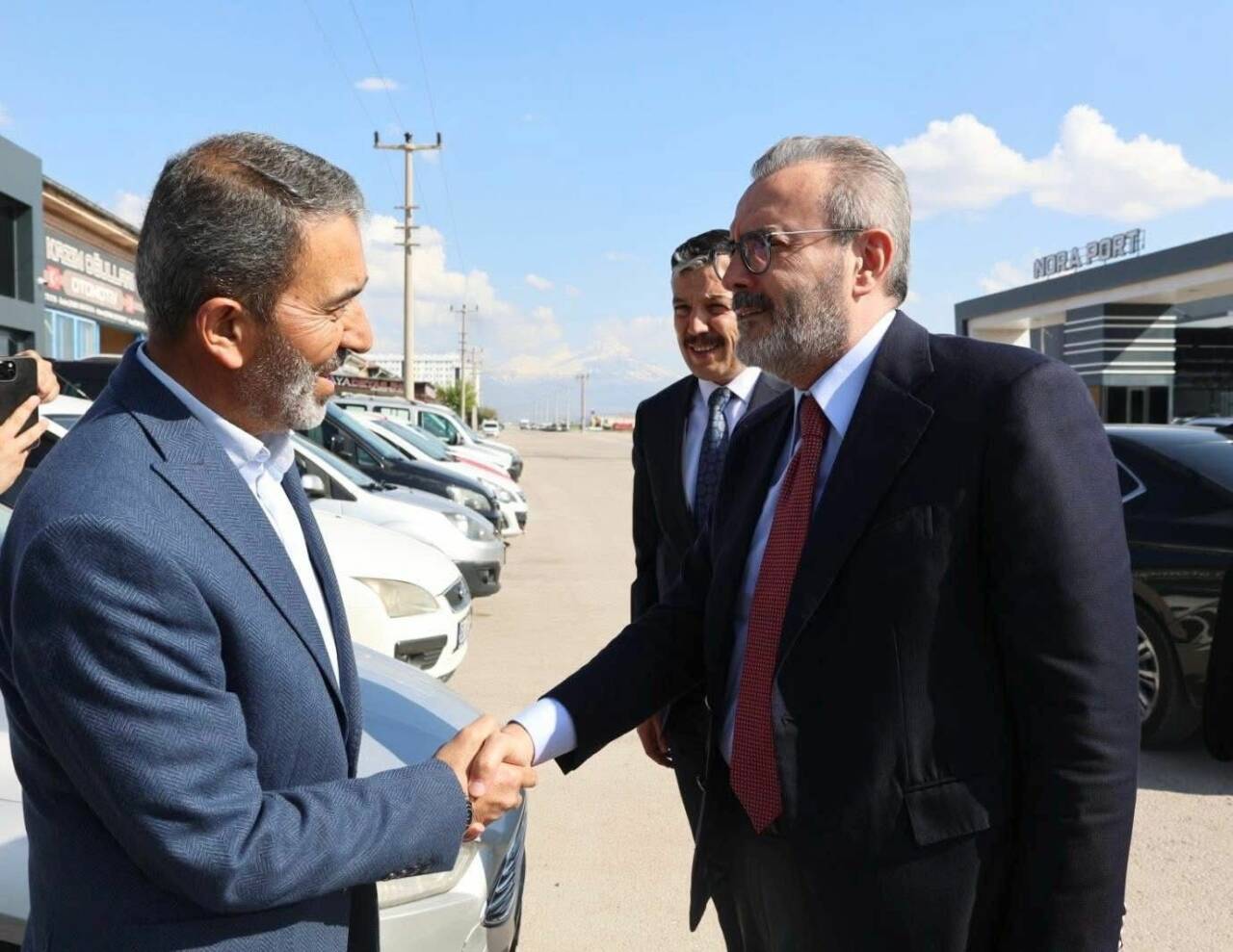 AK Parti heyeti, hac yolculuğu öncesi eski İl Başkanı Şaban