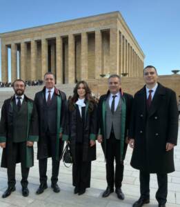 Türkiye Barolar Birliği Özdemir Özok Kongre ve Kültür Merkezi ev