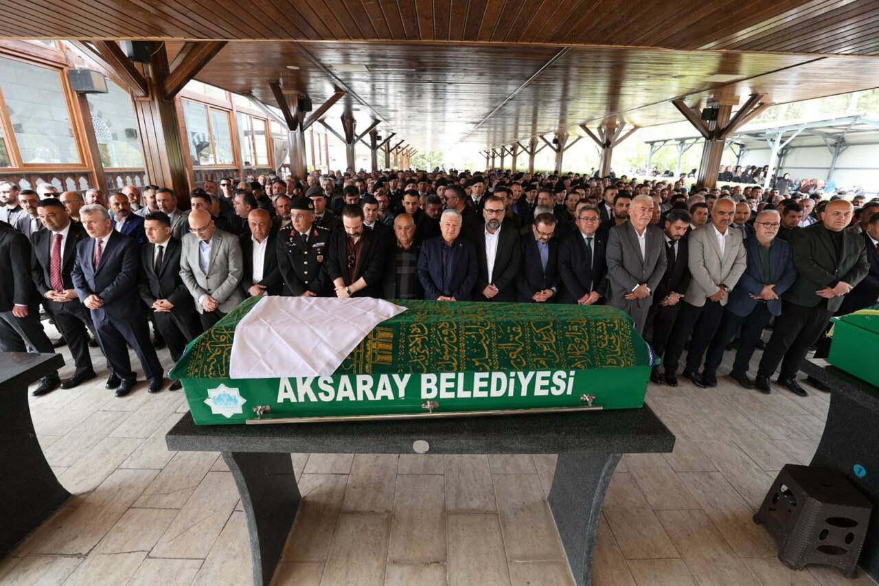 Aksaray Valisi Murat Duru’nun kayınvalidesi Merih Tekizoğlu’nun cenazesi, Somuncu Baba
