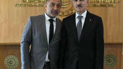 Demirci Belediye Başkanı Ramazan Bozlak, Bakan Abdulkadir Uraloğlu’nu ziyaret ederek