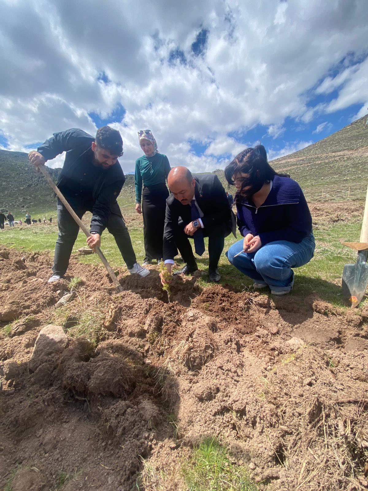 Güzelyurt Meslek Yüksekokulu öğrencileri tarafından çevre bilincini artırmak ve doğaya