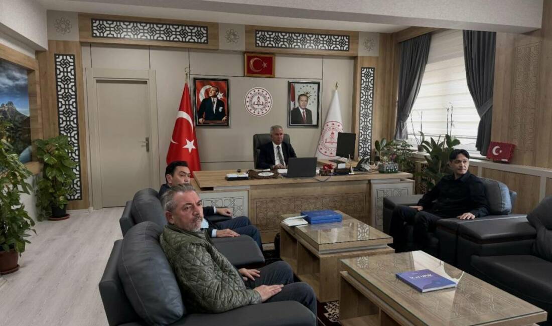 Millî Eğitim Akademisi Başkanlığı koordinesinde, Milli Eğitim Bakanlığı Bakan Yardımcısı