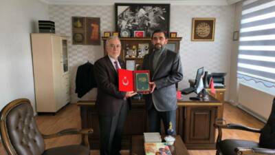 Konya’nın Karatay İlçe Müftüsü Halil Taş, Eskil İlçe Müftüsü Seyit