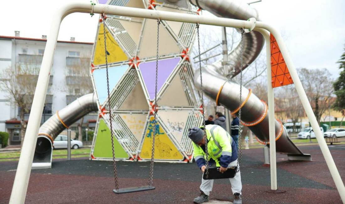 Aksaray Belediyesi, şehirdeki yeşil alanların daha güvenli ve kullanışlı hale