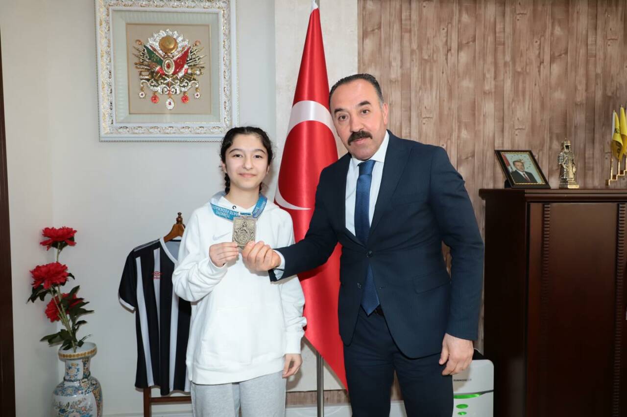 Aksaray Gençlik ve Spor İl Müdürü Aslan Yıldız, Küçükler Karate