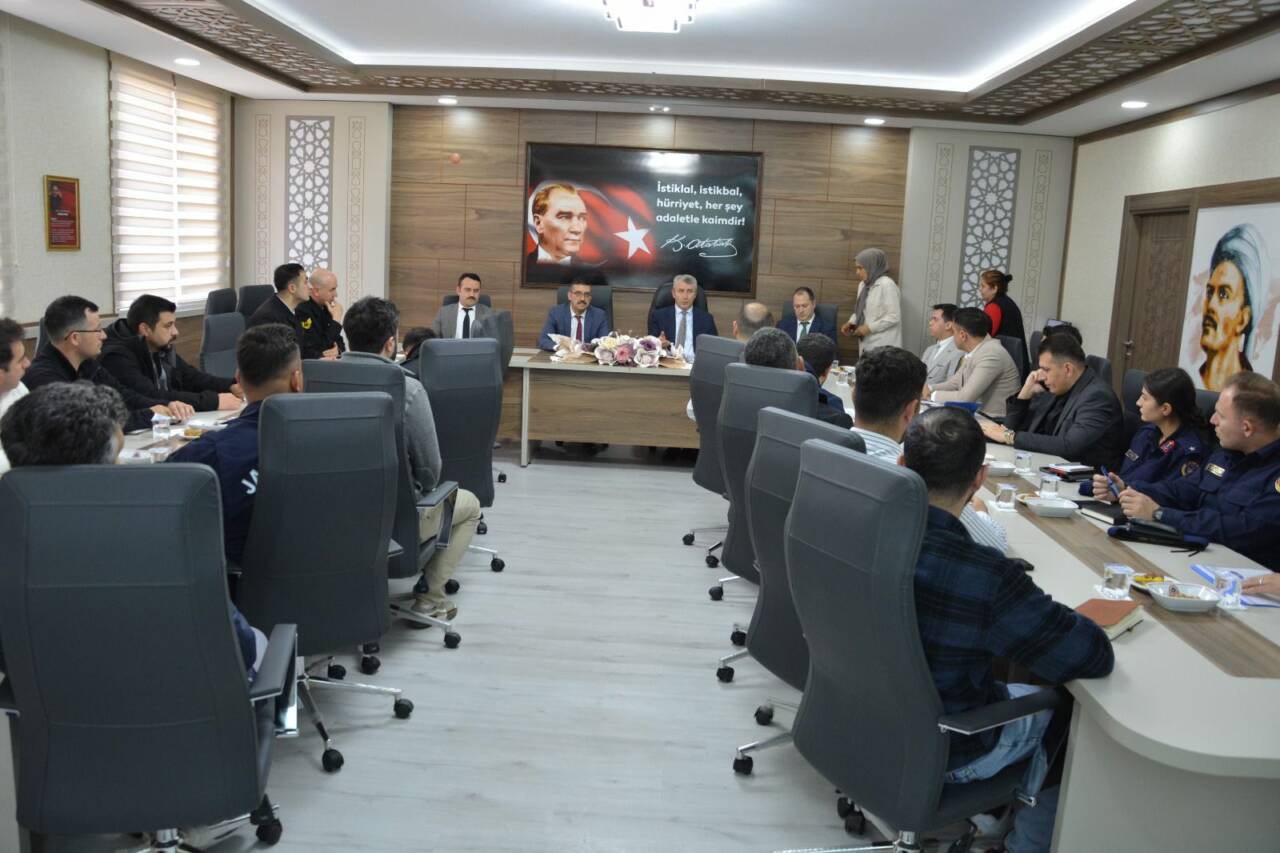 Aksaray’da düzenlenen koordinasyon toplantısında uyuşturucu suçlarıyla mücadelede soruşturmaların etkinliği ve