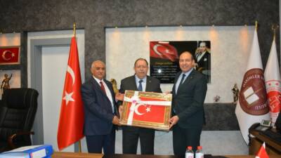 Yüksek Seçim Kurulu Başkanı Ahmet Yener ile YSK Üyesi Serdar