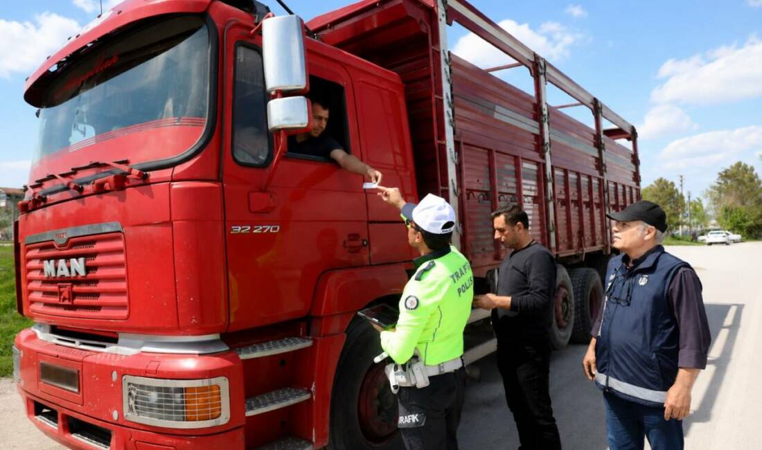 Aksaray Belediyesi ekipleri, Trafik Denetleme Şube Müdürlüğü ekipleri ile birlikte