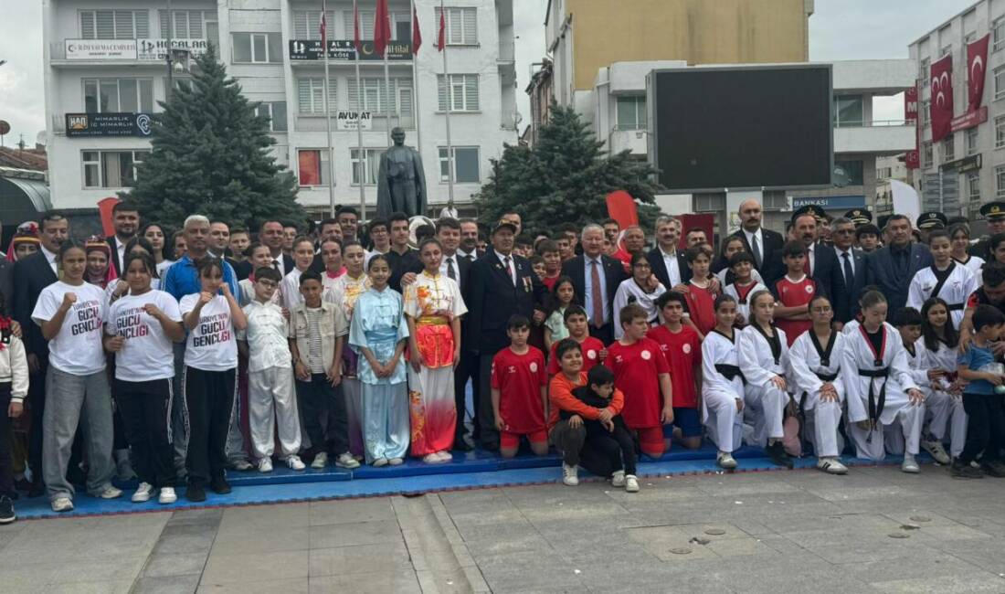 Aksaray’da 19 Mayıs Atatürk’ü Anma Gençlik ve Spor Bayramı, 15