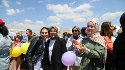 Aksaray Üniversitesi (ASÜ) tarafından düzenlenen “Engelsiz Bahar Şenlikleri” kapsamında gerçekleştirilen