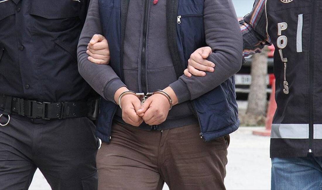 3 ilde “change” araç operasyonunda 16 şüpheli yakalandı İstanbul merkezli 3 ilde "change" araç operasyonunda 16 şüpheli gözaltına