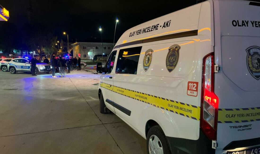 Kayseri'nin Kocasinan ilçesinde çıkan bıçaklı kavgada 1 kişi öldü, 2