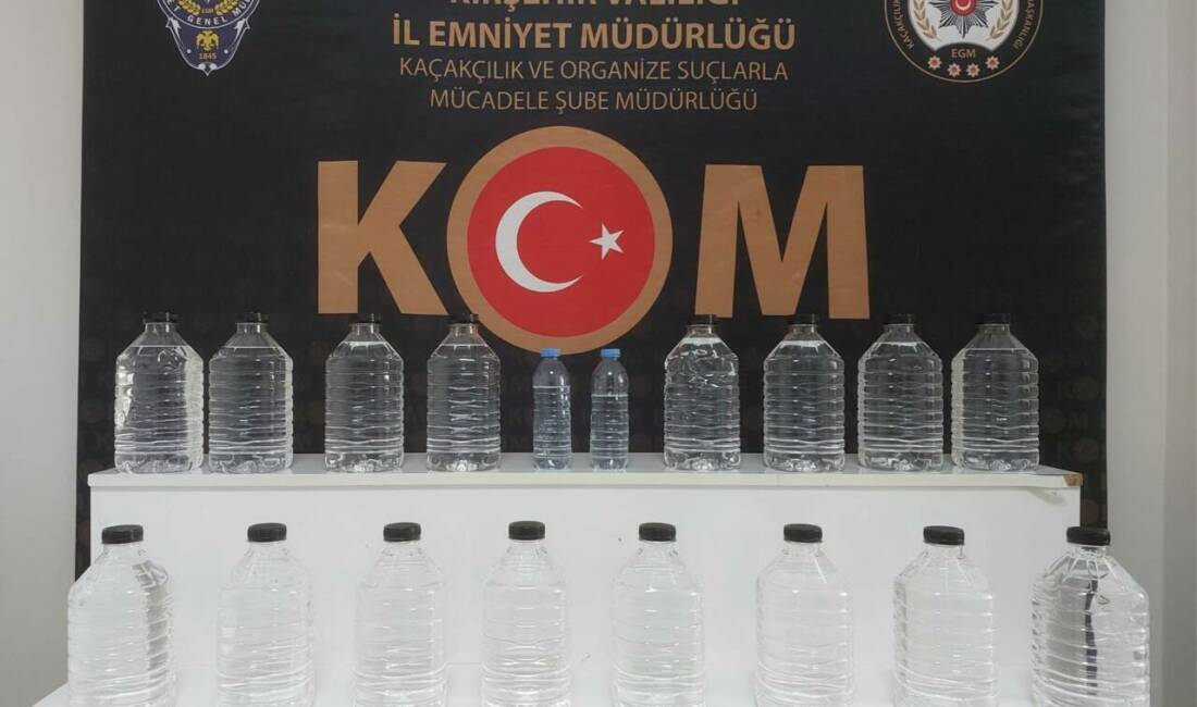 Kırşehir'de düzenlenen operasyonda, 40 litre etil alkol ele geçirildi.