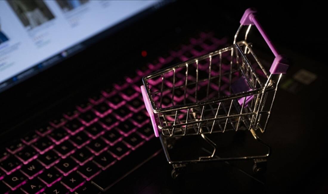 AA muhabirinin "Türkiye'de e-Ticaretin Görünümü Raporu 2025" verilerinden derlediği bilgiye