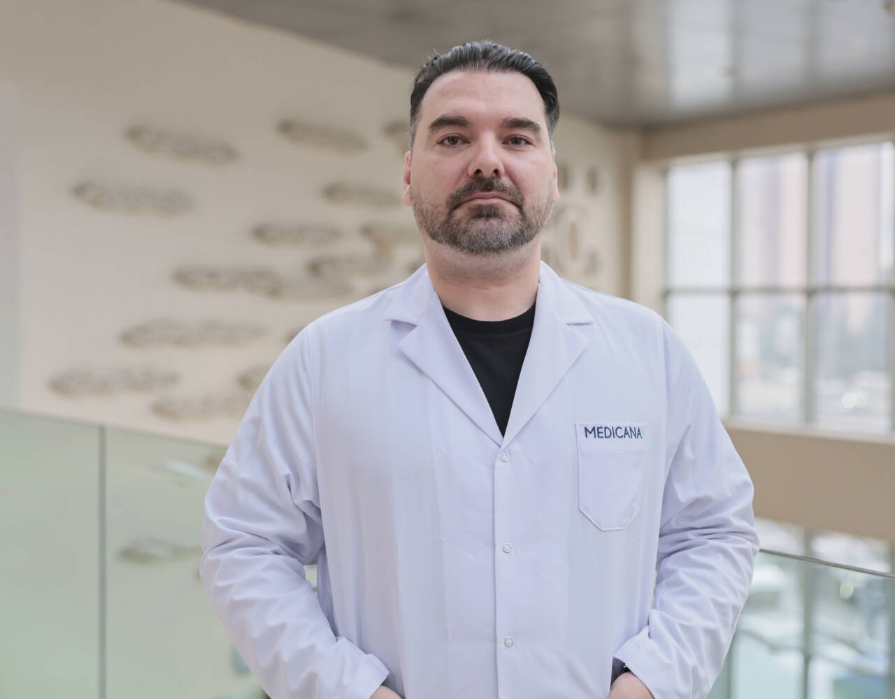 Medicana Sağlık Grubu Ortopedi ve Travmatoloji Uzmanı Doç. Dr. Tolgahan