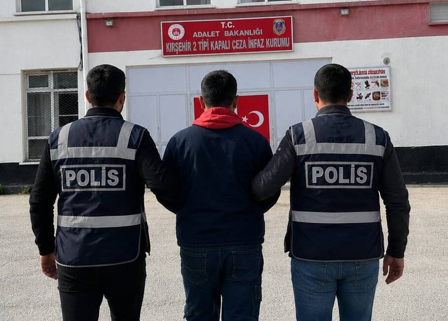 Kırşehir'de, hakkında 20 yıl 9 ay kesinleşmiş hapis cezası bulunan