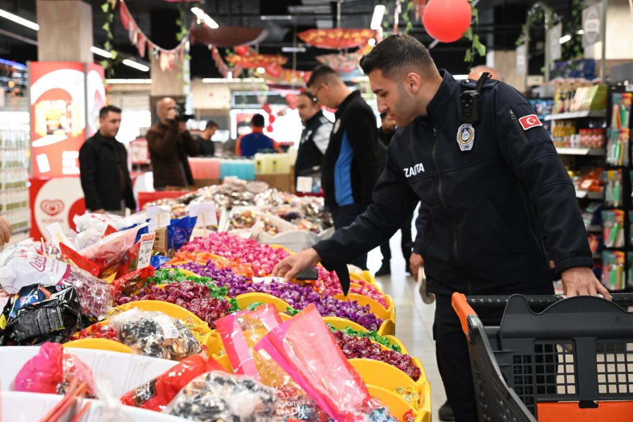 Aksaray Belediyesi Zabıta Müdürlüğü ekipleri, yaklaşan Kurban Bayramı öncesinde vatandaşların