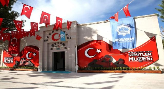 Aksaray Belediyesi’nin hayata geçirdiği Şehitler Müzesi, şehitlere ait hatıralarla vatandaşların