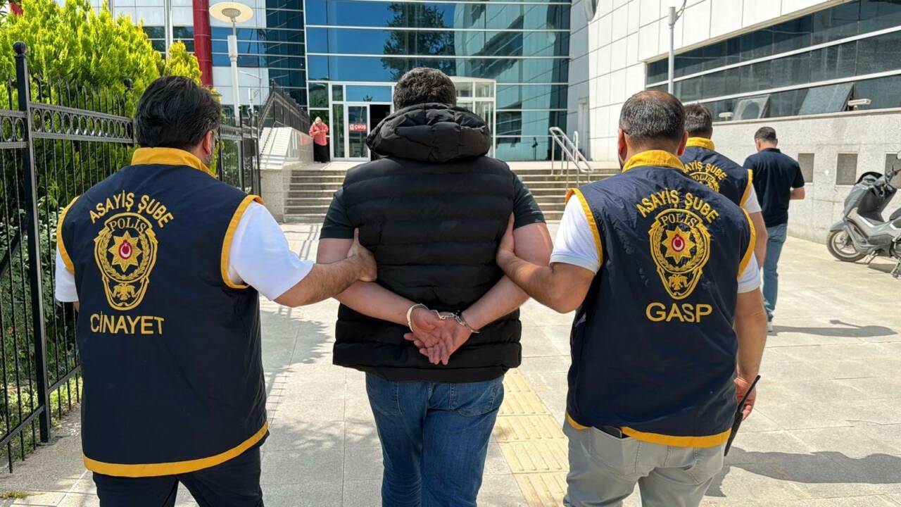  Adıyaman’da eniştesini bacağından vurduktan sonra diğer eniştesine ait iş yerini
