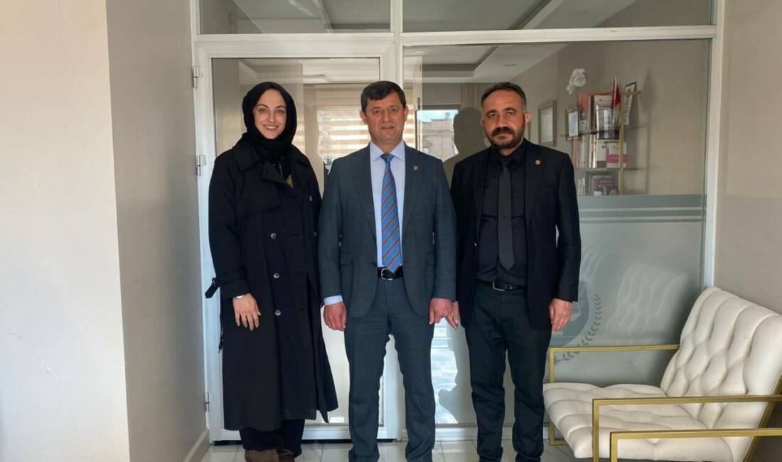 Aksaray Barosu yönetimi, avukatlar arasındaki iletişim ve dayanışmayı güçlendirmeye yönelik