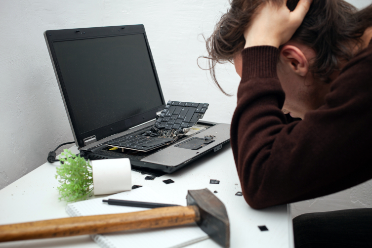 Eurostat verilerine göre AB’de her 10 internet kullanıcısından 4’ü nefret