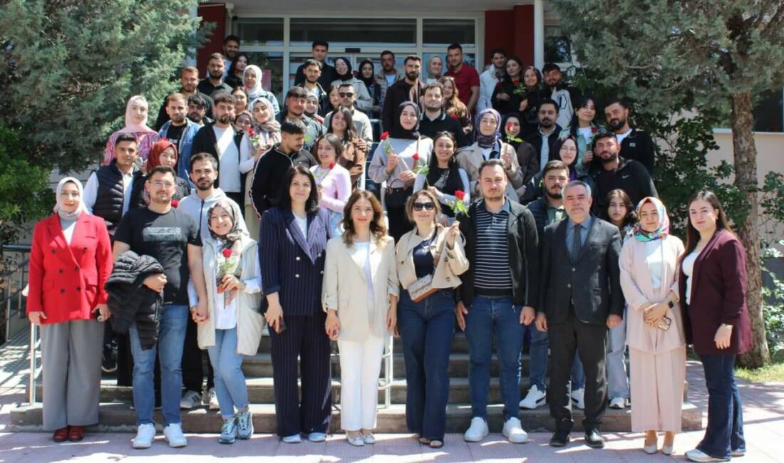 Genç çiftlere evlilik öncesi eğitim desteği Aksaray’da Aile ve Gençlik Fonu’ndan yararlanan genç çiftlere yönelik evlilik