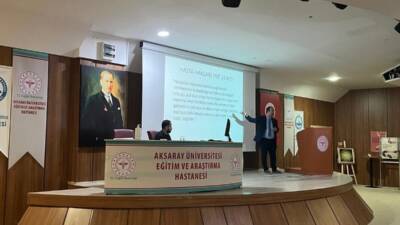 Aksaray Üniversitesi Tıp Fakültesi tarafından düzenlenen eğitim programında sağlık hukuku,