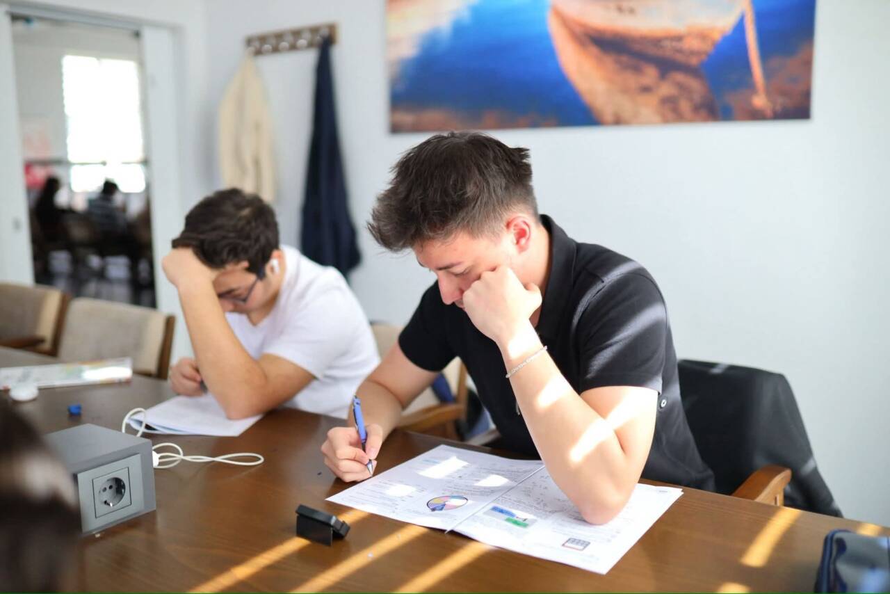 Aksaray Belediyesi tarafından hayata geçirilen Paşacık Kitap Konağı, kitapla iç