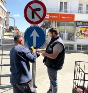 Gülağaç genelinde trafik güvenliğini artırmaya yönelik çalışmalar gerçekleştirildi. Bu kapsamda,