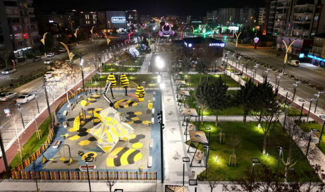 Aksaray Belediyesi tarafından şehre kazandırılan Kent Park, yeşil alanları, sosyal