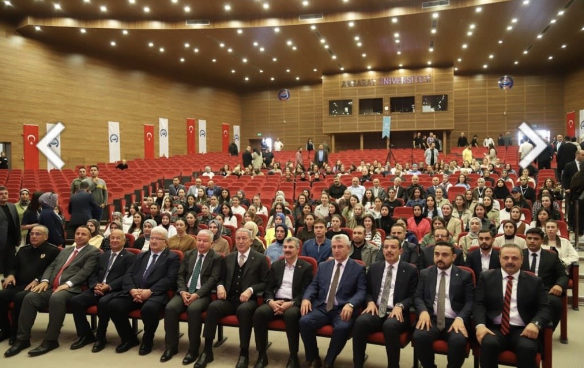 TBMM Milli Savunma Komisyonu Başkanı Dr. Hulusi Akar, Türkiye’nin savunma