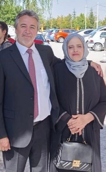 Konya'da oğulları tarafından bıçaklanarak öldürülen çift, kılınan cenaze namazının ardından