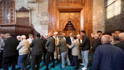 Aksaray’da Kurban Bayramı namazı Karamanoğlu Ulu Cami’de yoğun katılımla eda