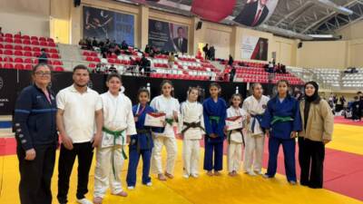 Aksaraylı minik judocular, Bilecik’te düzenlenen Okul Sporları Türkiye Şampiyonası’nda önemli