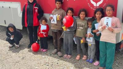 Aksaray Aile ve Sosyal Hizmetler Müdürlüğü ekipleri, kırsalda birebir görüşmelerle