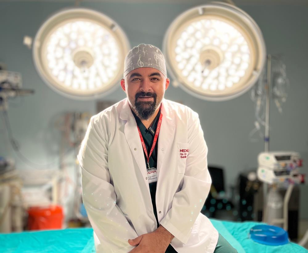Obezitenin yalnızca kilo artışıyla sınırlı olmadığına dikkat çeken Gastroenteroloji Cerrahisi