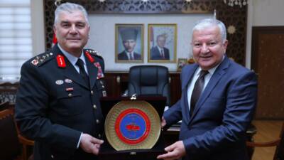 Jandarma Genel Komutanı Ali Çardakcı, Aksaray programı kapsamında Aksaray Valiliği’ni