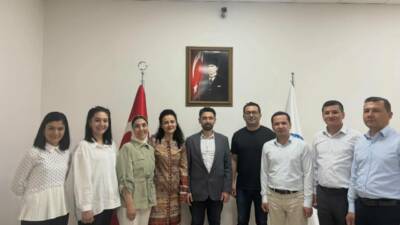 Aksaray Üniversitesi Tıp Fakültesi’nde gerçekleştirilen akademik programların ardından Özbekistan’dan gelen