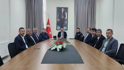 Sultanhanı Kaymakamı Bilal Göksun başkanlığında gerçekleştirilen toplantıda, ilçe genelindeki güvenlik,