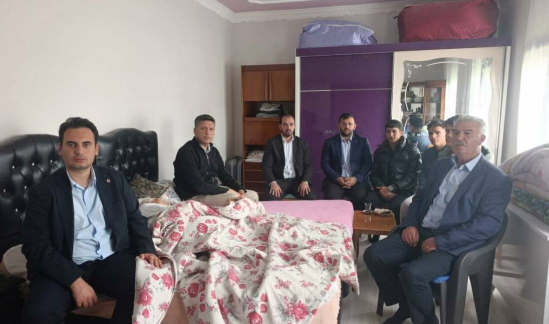 Sultanhanı’nda gerçekleştirilen anlamlı ziyarette, yaşlılar yalnız bırakılmadı; dualar alındı, gönüller