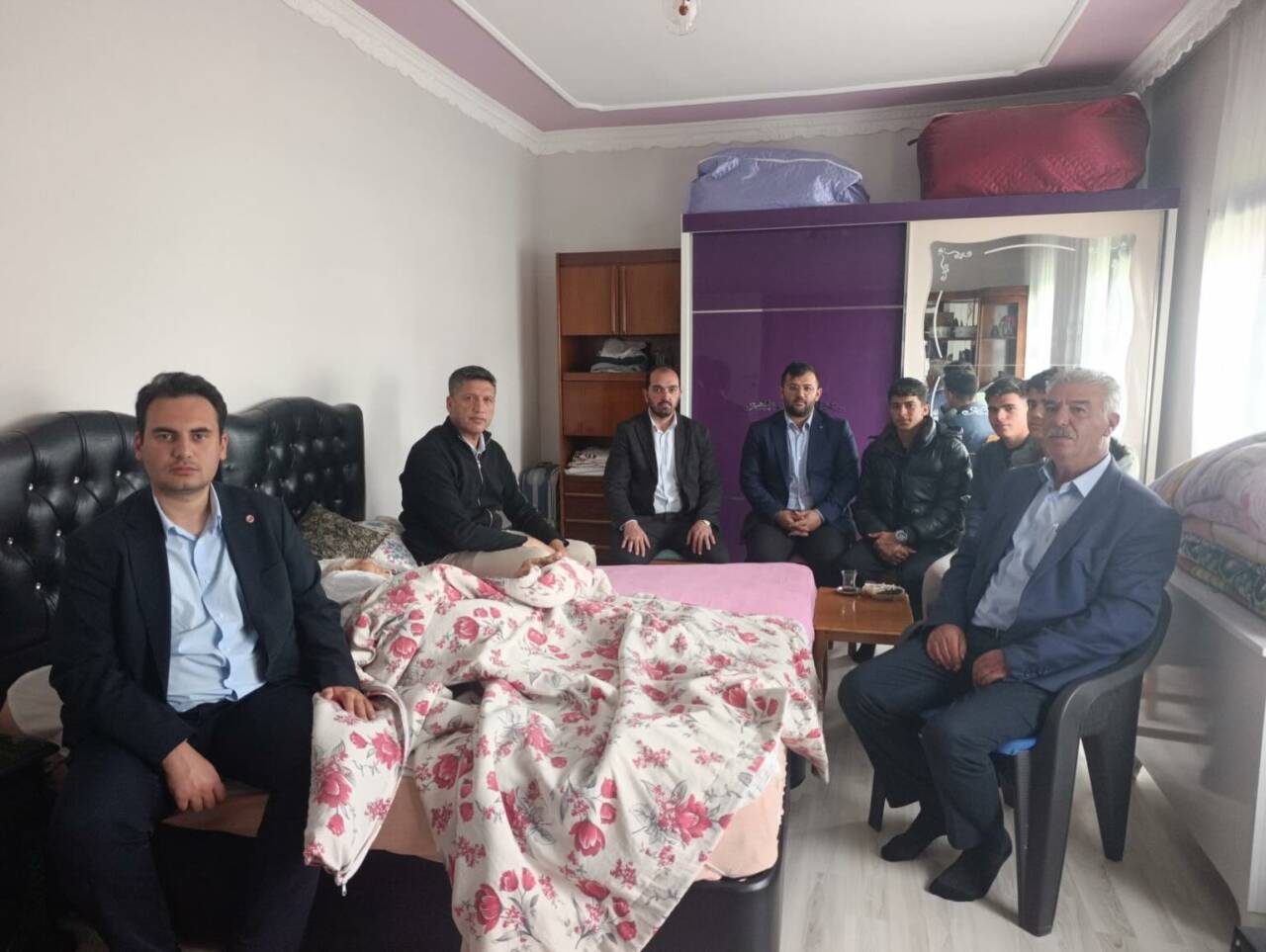 Sultanhanı’nda gerçekleştirilen anlamlı ziyarette, yaşlılar yalnız bırakılmadı; dualar alındı, gönüller