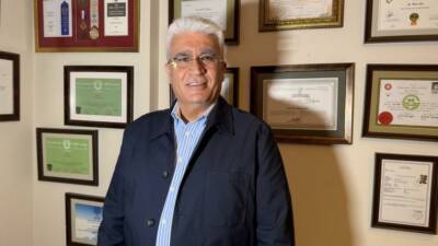 Beyin, Sinir ve Omurilik Cerrahisi Uzmanı Prof. Dr. Orhan Şen,