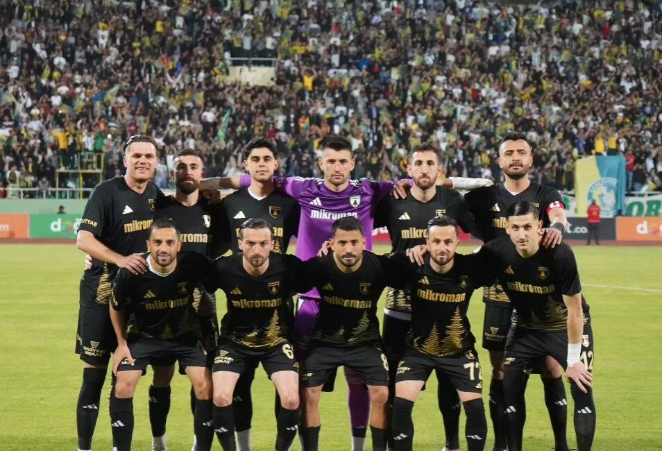 2.lig play-off’ta ilk müsabakaları oynandı; rövanş maçları pazartesi! Türkiye 2.liginde kırmızı grupta grubu lider tamamlayan Bursaspor ve beyaz