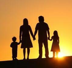 Aile ve Nüfus On Yılı Genelgesi yürürlüğe girdi; gençlerin evliliği