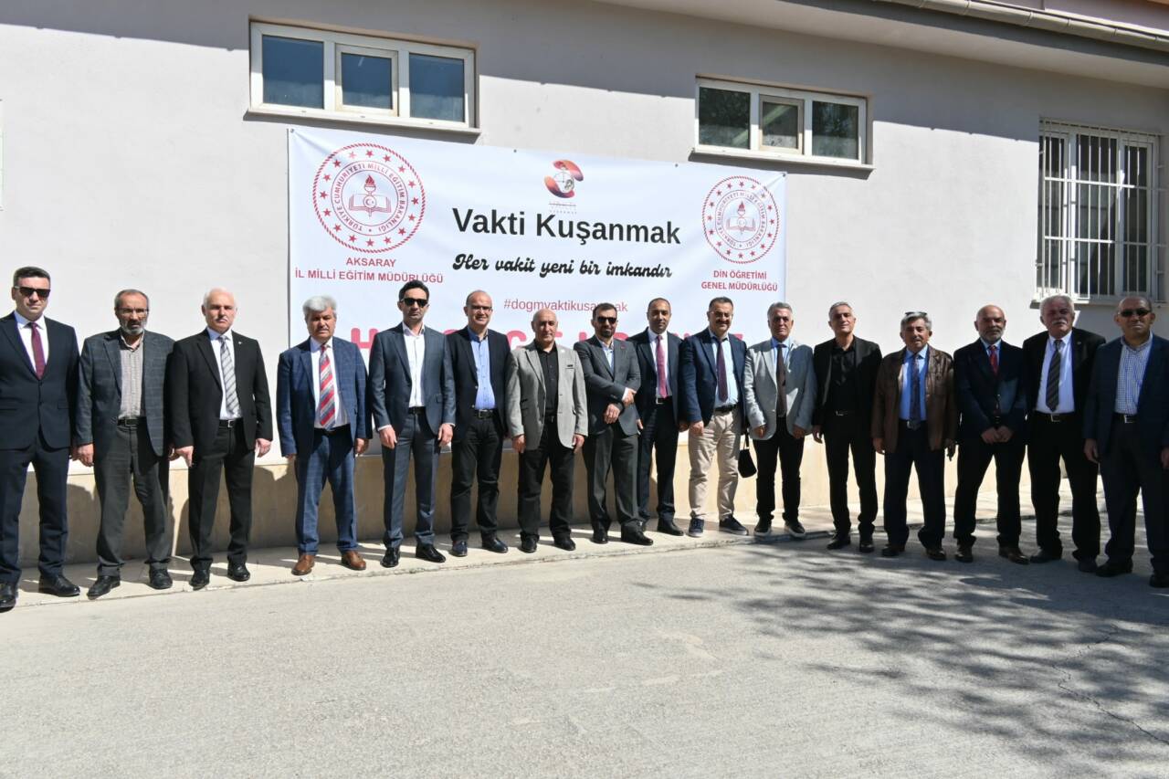 Aksaray’da düzenlenen “Vakti Kuşanmak Örnek Etkinlikler Buluşması”, farklı okul türleri